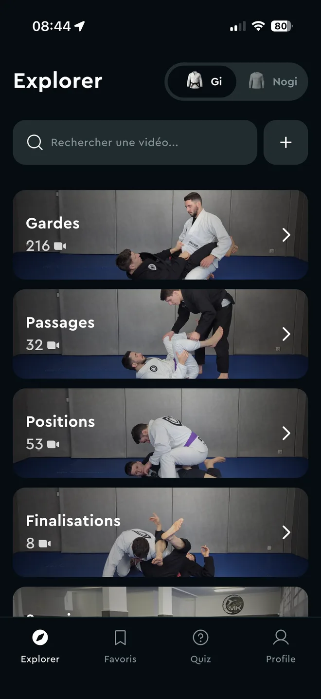 Écran Explorer de l'app Strap BJJ : catégories Gardes, Passages, Positions et Finalisations